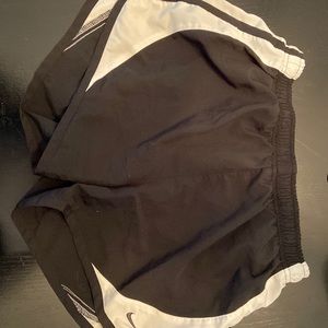 Nike Dri-FIT Tempo
Big Kids' (Girls') Running Shorts